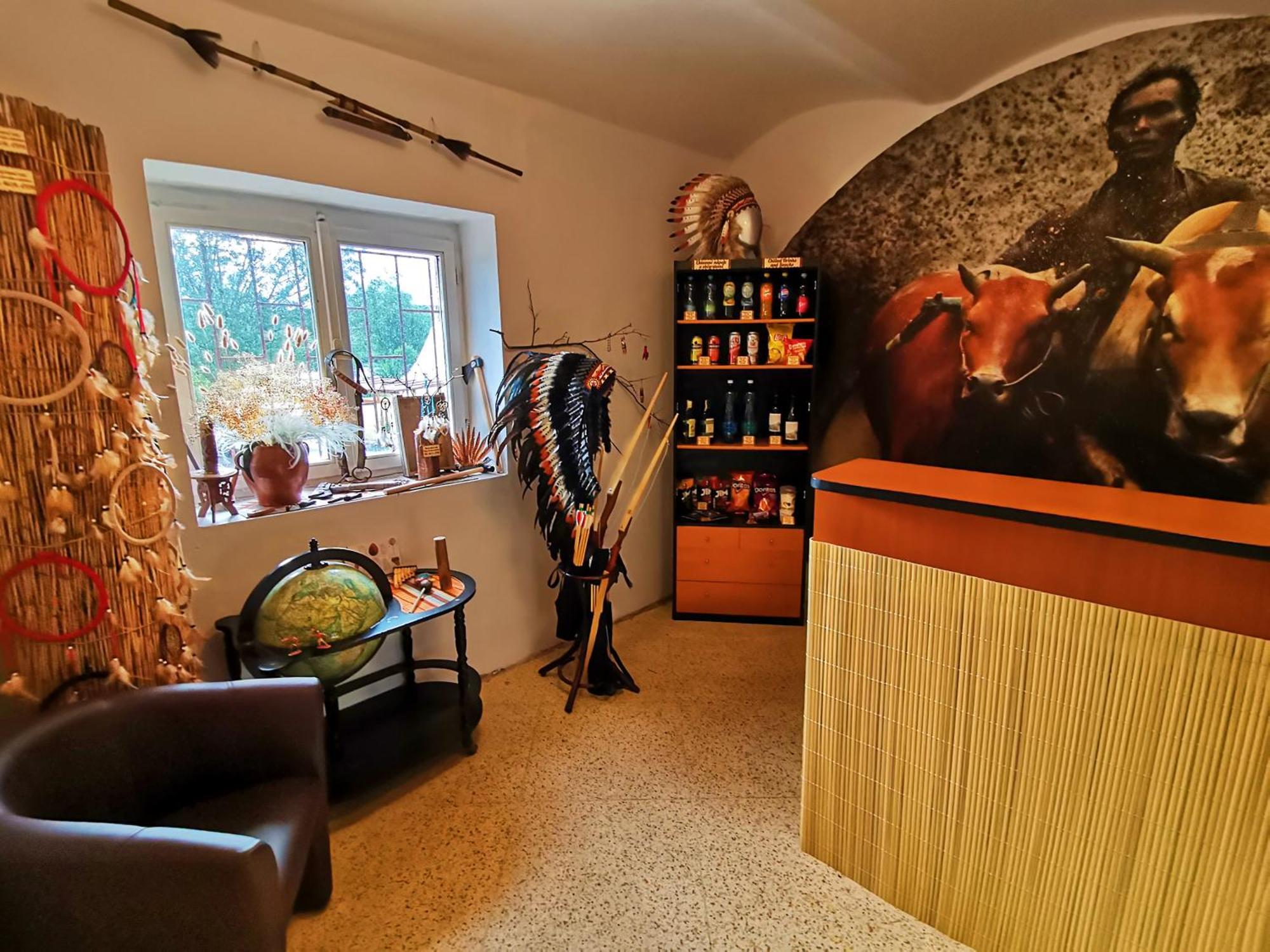 מלון Chodouny Teepee Camp Lounky מראה חיצוני תמונה