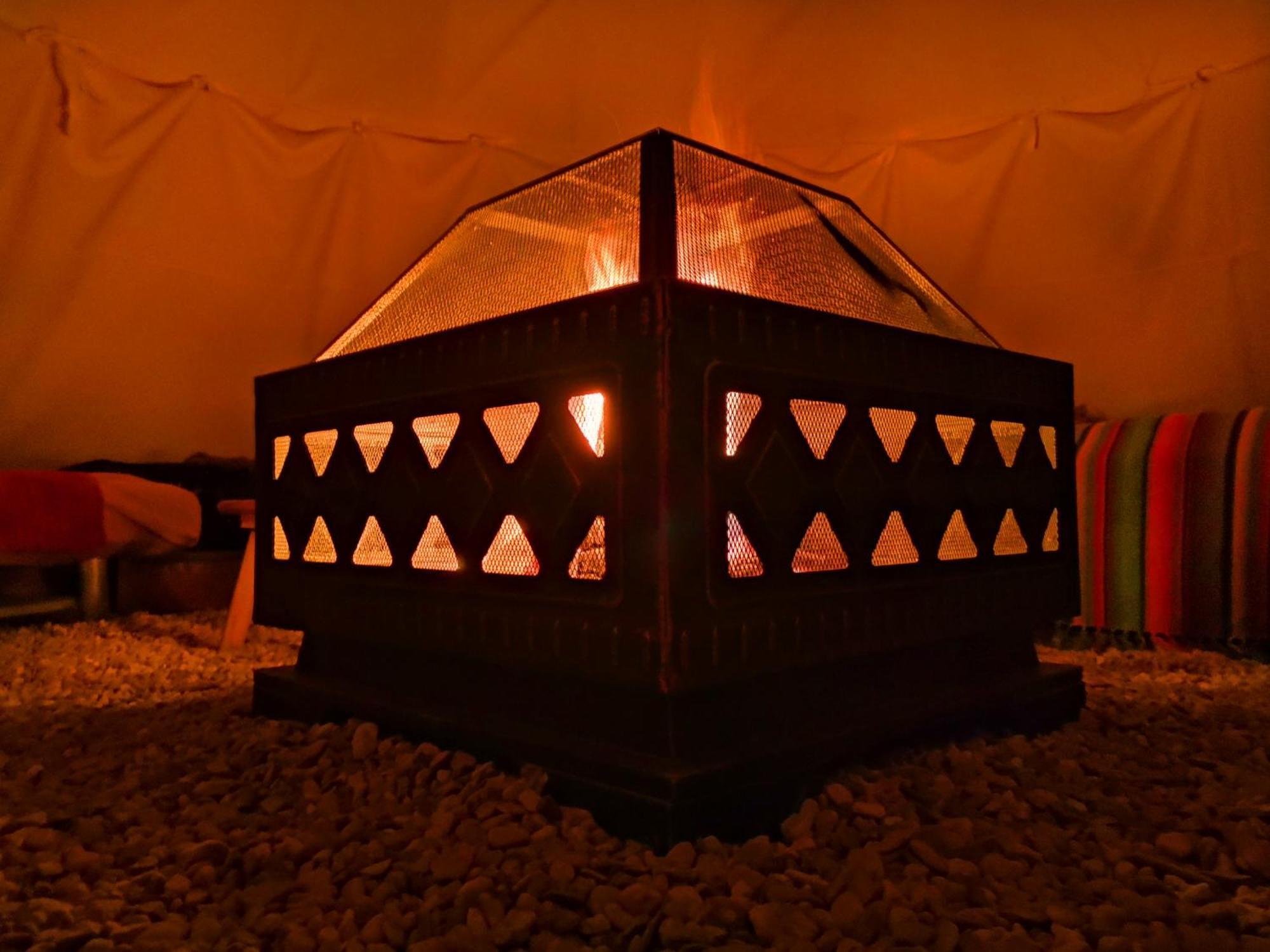 מלון Chodouny Teepee Camp Lounky מראה חיצוני תמונה